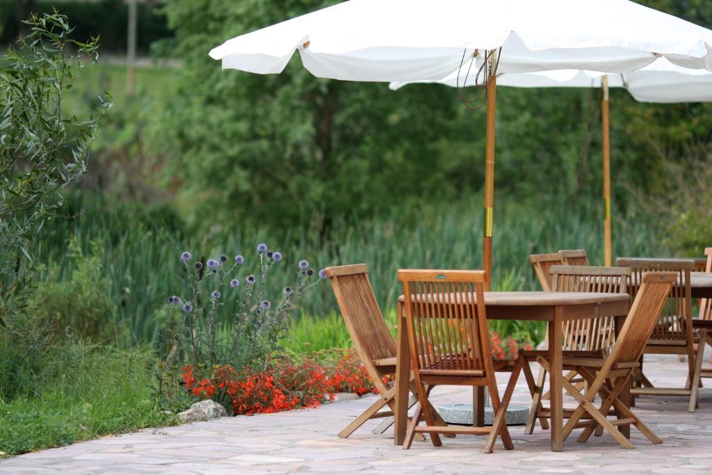 Hotel Gutshaus Parin - Bio- Und Gesundheitshotel Moor-Rolofshagen Eksteriør billede