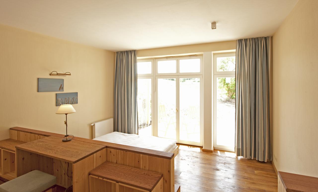 Hotel Gutshaus Parin - Bio- Und Gesundheitshotel Moor-Rolofshagen Eksteriør billede
