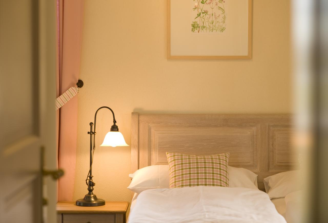 Hotel Gutshaus Parin - Bio- Und Gesundheitshotel Moor-Rolofshagen Eksteriør billede