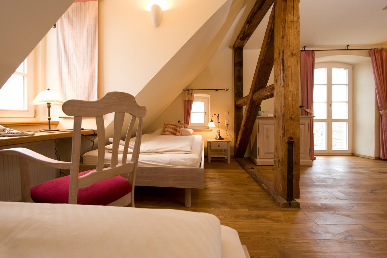 Hotel Gutshaus Parin - Bio- Und Gesundheitshotel Moor-Rolofshagen Eksteriør billede